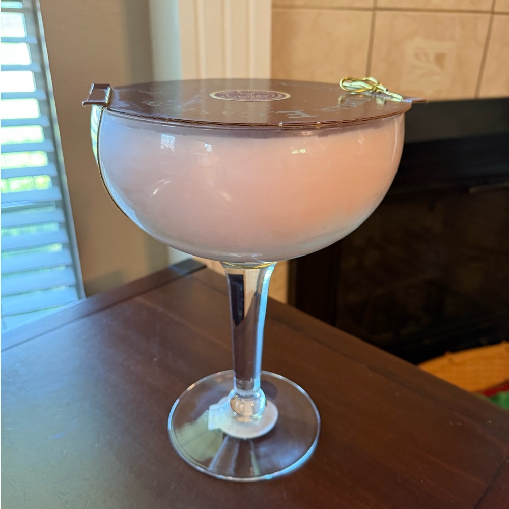 Circle E “Bird of Paradise” 4 wick candle - Discontinued - NEW